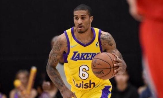 在麻将桌上 在麻将桌上