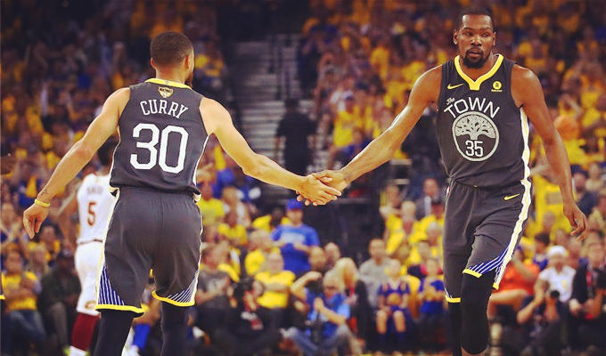 触摸投球手 触摸投球手